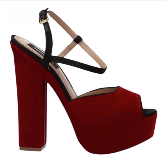 Dsquared2, red velvet Ziggy high heels sandals , size IT 37 - Picture 1 of 7